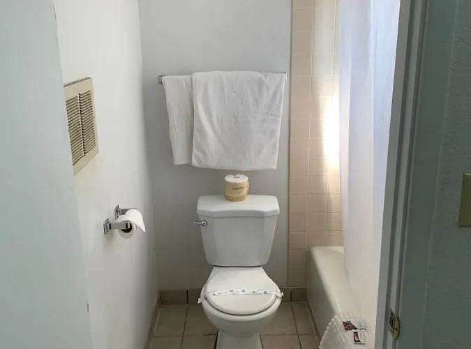 Motel Economy