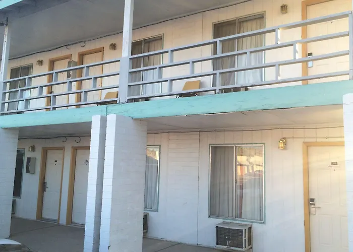 Economy Motel